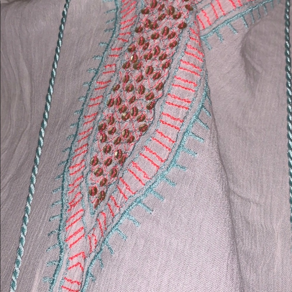 Top - Picture 2 of 3